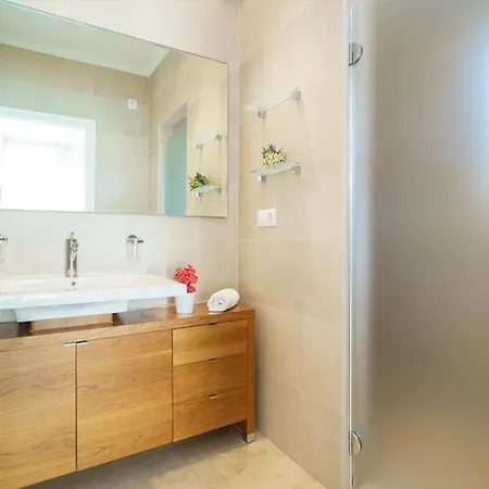 Con Piscina Privada En Javea 6 Personas, Cerca De Playa Arenal - Hisp-216-218 *